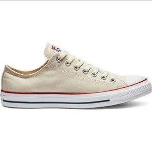 NWOT Converse Chuck Taylor All Star Low Top.